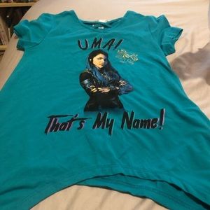 Uma descendants shirt